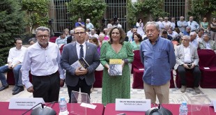Presentación de los libros de Francisco Expósito sobre Fernando Vázquez Ocaña, ayer en la Diputación de Córdoba.